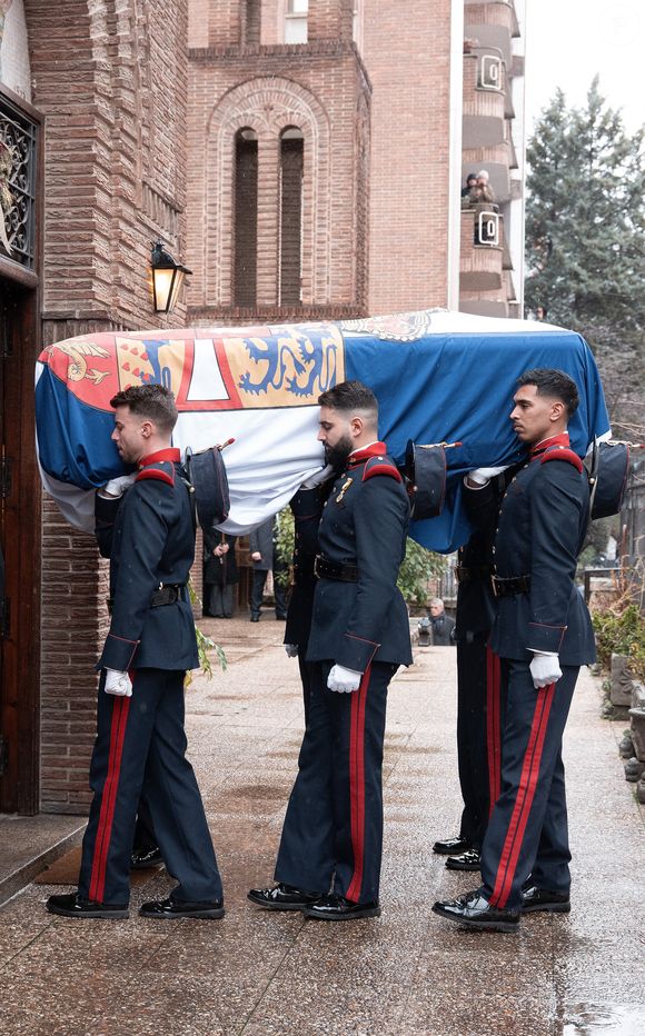 Princesse Irène de Grèce et de Danemark acoffin with her mortal remains - Princesse Irène de Grèce et de Danemark (la princesse Irène de Grèce et de Danemark) service funéraire à la cathédrale orthodoxe grecque Saint-André-et-Saint-Démétrius. Madrid - 17 janvier 2026