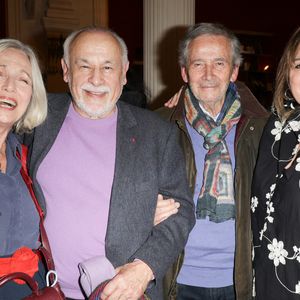 Exclusif -  Alain Doutey avec sa femme Arielle Séménoff, Francis Perrin, et Michèle Bernier - 50ème de la pièce "Lyly" avec M. Bernier et F. Perrin au théâtre de Paris le 27 mars 2025. © Coadic Guirec/Bestimage