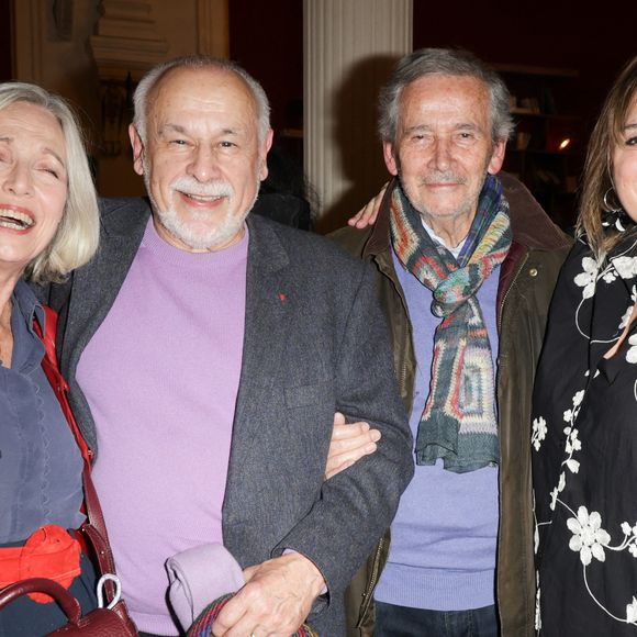 Exclusif -  Alain Doutey avec sa femme Arielle Séménoff, Francis Perrin, et Michèle Bernier - 50ème de la pièce "Lyly" avec M. Bernier et F. Perrin au théâtre de Paris le 27 mars 2025. © Coadic Guirec/Bestimage