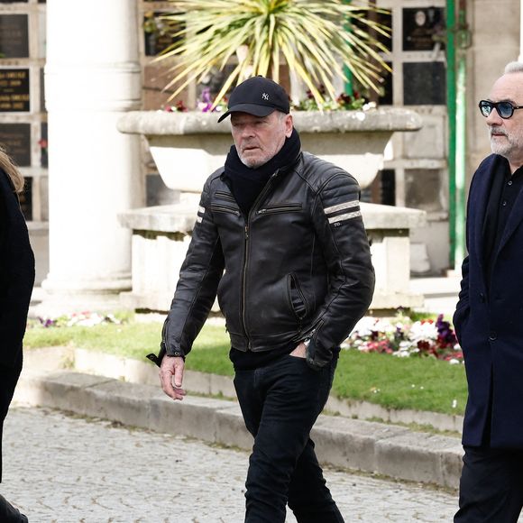Péri Cochin, Laurent Baffie, Antoine Duléry - Obsèques d'Isabelle Mergault à la Coupole du Père-Lachaise à Paris le 30 mars 2026. © Cyril Moreau - Dominique Jacovides / Bestimage