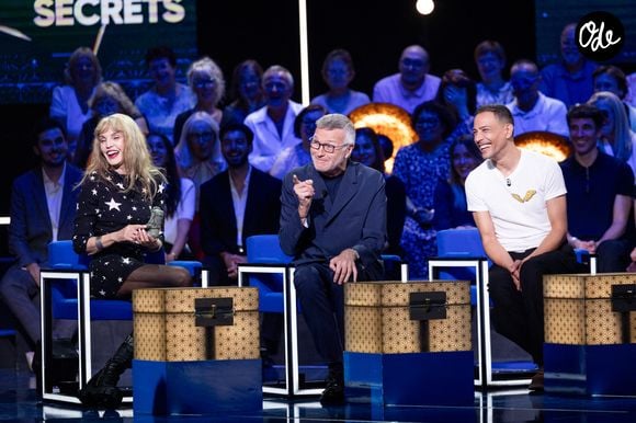 Exclusif - Laurent Ruquier, Arielle Dombasle, Steevy Boulay lors de l'enregistrement de l'émission "La Boîte à secrets", présentée par F.Bollaert et diffusée le 16 octobre sur France 3, à Paris, France, le 29 septembre 2026. © Cyril Moreau/Bestimage
