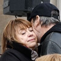 Isabelle Mergault : Michèle Bernier trouve du réconfort auprès de Jean-Luc Reichmann, Christine Bravo soutenue par son mari