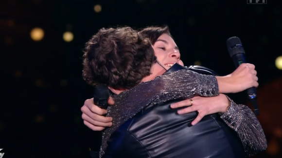 Star Academy 2025 : Un candidat perd ses moyens en direct, sa compagne lui a réservé une belle surprise