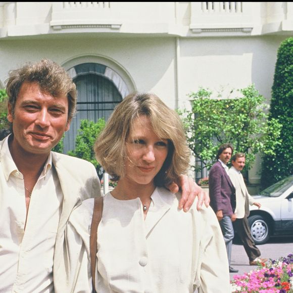Archives - Nathalie Baye et Johnny Hallyday au festival de Cannes en 1984