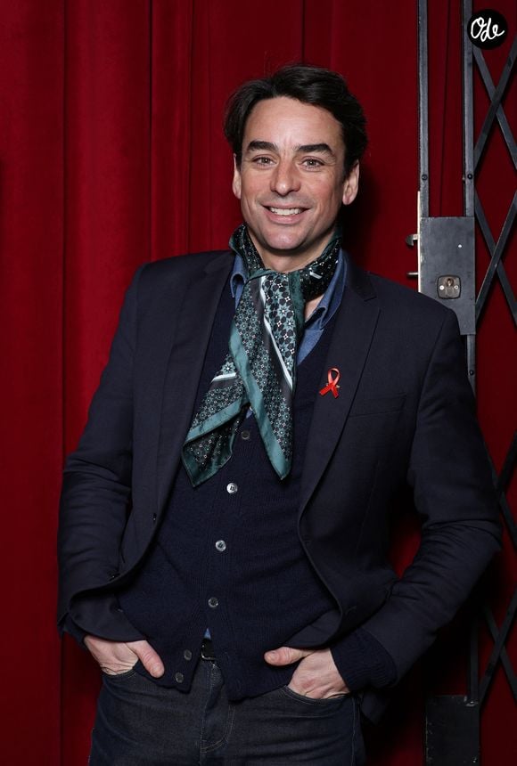 Julian Bugier - Photocall de la soirée de lancement du "Sidaction" au théâtre Edouard VII à Paris le 4 mars 2024. © Denis Guignebourg/Bestimage