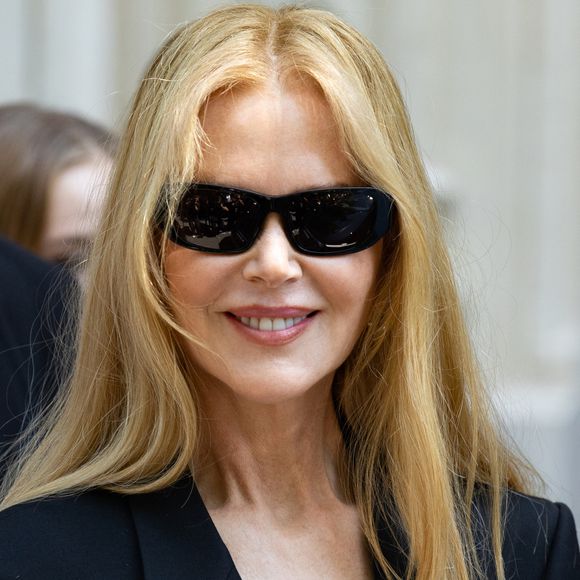 Nicole Kidman - Arrivées au défilé Balenciaga Collection Haute Couture Automne/Hiver 2025-2026 lors de la Fashion Week de Paris (PFW), à Paris, France, le 9 juillet 2025. © Thibault Duboucher/Bestimage
