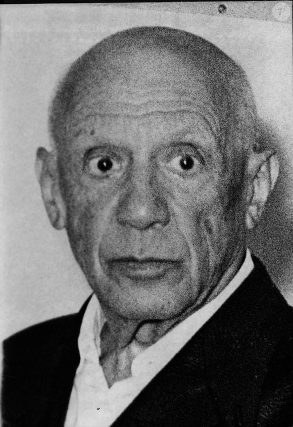 Le 13 octobre 1966 - Paris, France - Le célèbre peintre, sculpteur et graphiste espagnol PABLO PICASSO (1881-1973) a vécu dans un château à Vauvenarques, en France, pendant la plus grande partie de sa vie.  (Crédit image : ? Keystone Press Agency/ZUMA Press Wire)