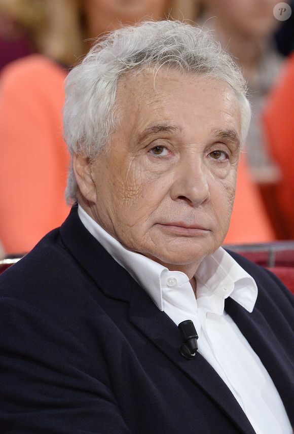 Michel Sardou - Enregistrement de l'émission " Vivement Dimanche " Spéciale Les enfants du Top 50, le 8 octobre 2014. L'émission sera diffusée le 12 Octobre 2014 ©COADIC GUIREC / BESTIMAGE