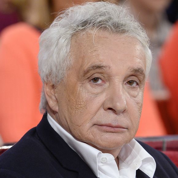 Michel Sardou - Enregistrement de l'émission " Vivement Dimanche " Spéciale Les enfants du Top 50, le 8 octobre 2014. L'émission sera diffusée le 12 Octobre 2014 ©COADIC GUIREC / BESTIMAGE