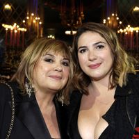 Michèle Bernier : Rare photo en compagnie de Zoé et Roméo, les adorables jumeaux de sa fille, Charlotte Gaccio