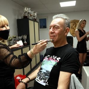 Exclusif - François Feldman et Liza lors du tournage du clip de la chanson "Funcky Confinement" Le 3 mars 2021
© Franz Chavaroche / Nice Matin / Bestimage