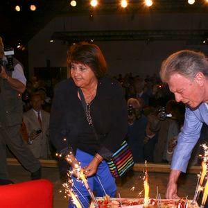 Archives - Herbert Léonard et Léo Marjane - Léo Marjane fête ses 100 ans, en compagnie de ses amis, à la salle des fêtes de Barbizon , le 31 août 2012.