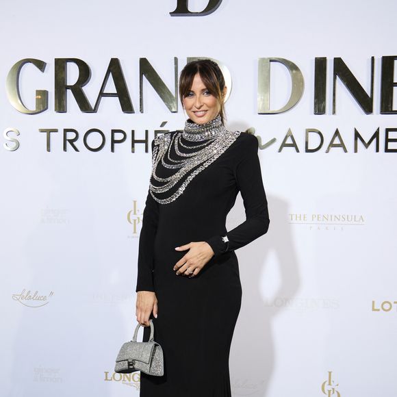 Malika Ménard (Miss France 2010) enceinte - Première édition des Trophées Madame – Le Grand Dîner dans le cadre prestigieux de l'hôtel Peninsula à Paris le 6 mars 2025. Cet événement d’exception a réuni des figures influentes du monde de la culture, du sport, du luxe et de l’entrepreneuriat, venues célébrer les femmes qui façonnent et inspirent notre époque. © Cyril Moreau/Bestimage