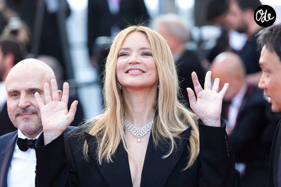 Virginie Efira - Montée des marches pour la cérémonie de clôture du 79ème Festival International du Film de Cannes, le 23 mai 2026. © Camilla Canalini / Bestimage