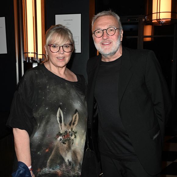 Exclusif - Laurence Boccolini et Laurent Ruquier  - People à la 100ème du spectacle de Vincent Dedienne "Un soir de gala" aux théâtre Marigny à Paris le 27 juin 2022. © Coadic Guirec/Bestimage