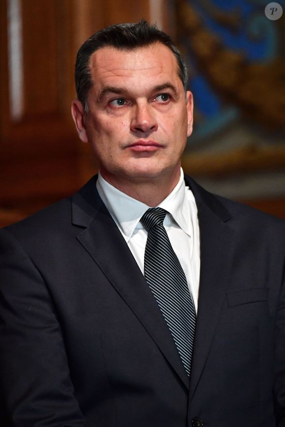 Mais quelques jours plus tard, Jean-Raymond Gottlieb a été entendu jugé au tribunal correctionnel de Monaco.

Jean-Raymond Gottlieb, commandant de la D.R.I  de Monaco (père de Camille Gottlieb), durant la traditionnelle cérémonie des voeux de la Sureté Publique de Monaco le 16 janvier 2018. © Bruno Bebert / Bestimage