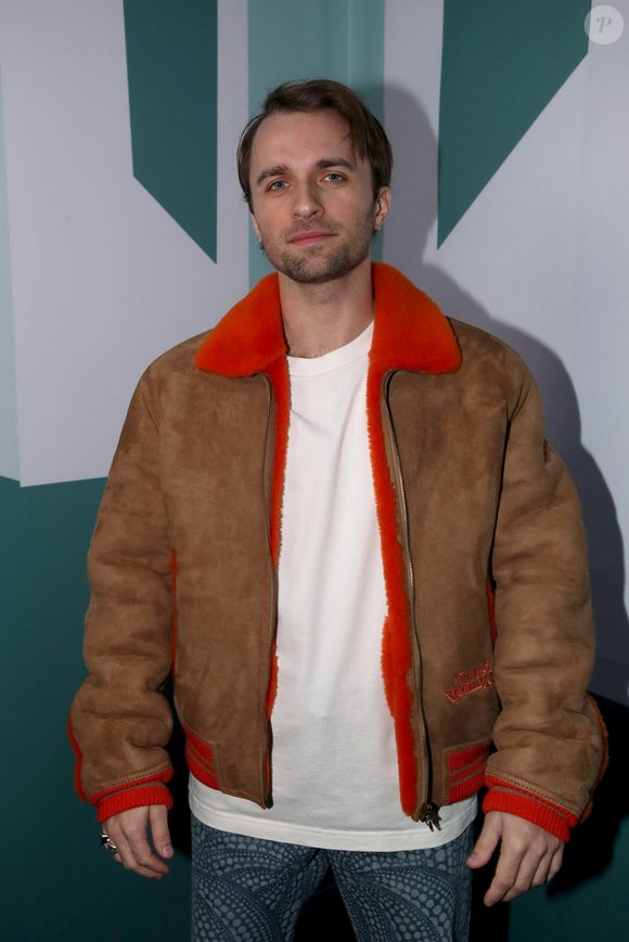 Squeezie au photocall du défilé Louis Vuiton lors de la Fashion Week Homme automne-hiver de Paris, France. © Bertrand Rindoff Petroff/Bestimage