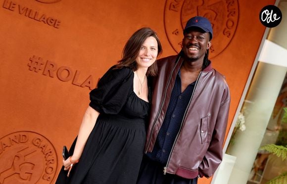 Mory Sacko et sa compagne Emilie Rouquette au village lors des Internationaux de France de Tennis de Roland Garros le 3 juin 2026

© Jacovides / Moreau / Bestimage