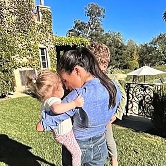 Le prince Harry, duc de Sussex et Meghan Markle, duchesse de Sussex, dévoilent des photos et des vidéos inédites de leurs enfants Archie et Lilibet dans "Harry & Meghan" (Netflix). Le 15 décembre 2022. (Backgrid UK/ Bestimage).