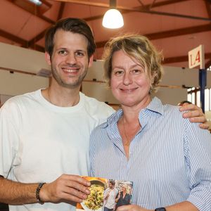 Alessandro et Luana Belmondo, à la Halle Georges Brassens de Brive-la-Gaillarde, le 8 novembre 2024. Foire du Livre de Brive 2024. © Jean-Marc Lhomer / Bestimage