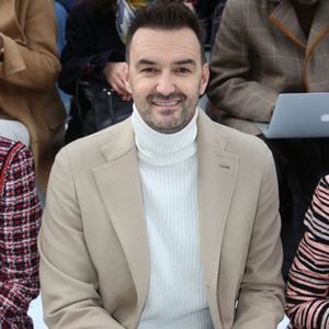 Cyril Lignac assistant au défilé Chanel dans le cadre de la Semaine de la mode féminine automne-hiver 2020/2021 à Paris, en France, le 3 mars 2020. Photo de Jérôme Domine/ABACAPRESS.COM