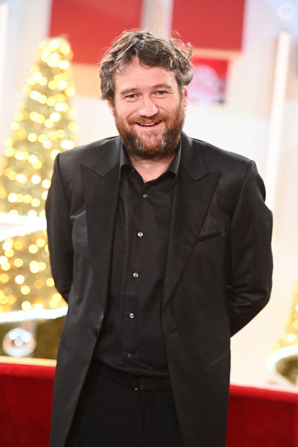 Exclusif - Olivier De Benoist - Enregistrement de l'émission Vivement dimanche au studio Rive gauche, présentée par Michel Drucker le 16 décembre 2025. . Diffusion sur France 3 le 04/01/2026 . © Guillaume Gaffiot / Bestimage