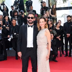 Benjamin Mahon et Camille Cottin lors de la montée des marches du film "L’amour ouf" lors du 77ème Festival International du Film de Cannes, au Palais des Festivals à Cannes, le 23 mai 2024.

SGP / BESTIMAGE