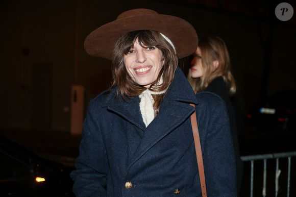 Lou Doillon est arrivé au défilé AMI - Alexandre Mattiussi Menswear Fall/Winter 2024-2025 dans le cadre de la semaine de la mode de Paris le 18 janvier 2024 à Paris, France. Photo by Nasser Berzane/ABACAPRESS.COM