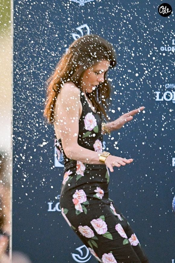 Charlotte Casiraghi pendant la remise du Prix CSI5 lors de la 12ème édition Longines Paris Eiffel Jumping au pied de la Tour Eiffel sur le Champ-de-Mars à Paris, le 20 juin 2026.

© Perusseau / Veeren / Bestimage