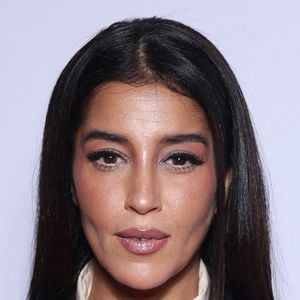 Leïla Bekhti est à la fois comédienne et mère d'une grande famille
Leila Bekhti - People au photocall de la soirée "GQ Men of the Year awards" à l'hôtel Plaza à Paris. 
© Denis Guignebourg / Bestimage