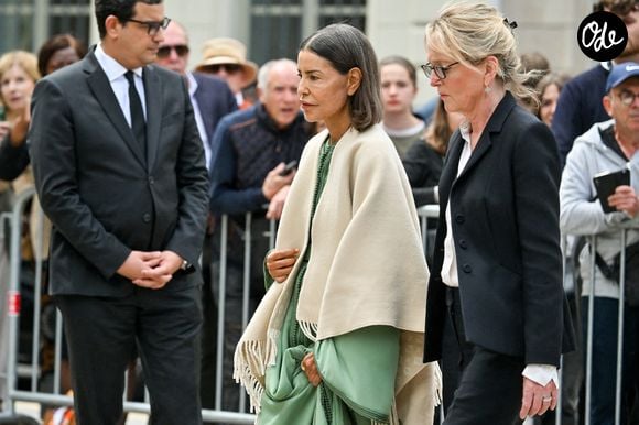 La princesse Lalla Meryem et Claude Chirac lors des funérailles de B. Chirac à la basilique Sainte-Clotilde à Paris (7e) le 12 juin 2026. L’ancienne première dame de France est décédée le 5 juin 2026 à l’âge de 93 ans. 
© Jacovides / Liewig / Bestimage