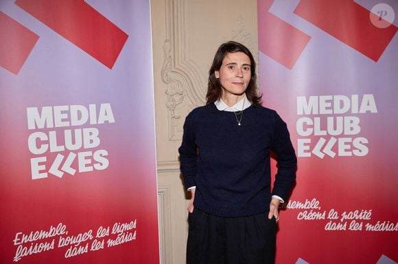 Exclusif - Sonia Devillers à la cérémonie des Trophées du MédiaClub’Elles dans les salons de l'Hôtel de Lassay à Paris, le 9 février 2023. 

Photo : Cyril Moreau / Bestimage