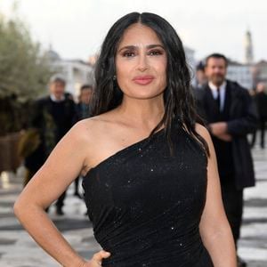 Dans un entretien croisé accordé au magazine "The Cut", l'icône se confie en toute intimité à son amie Angelina Jolie.
Salma Hayek au 61e Gala Pinault à Venise, le 6 Mai 2026.
©SGPItalia