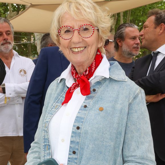 Un monument du monde culinaire qui s'en va...

Les Chefs à Saint-Tropez fêtent les producteurs 2025 - Mercotte sur la place des Lices à Saint-Tropez, le 3 mai 2025. ©Jean-Marc Lhomer / Bestimage.