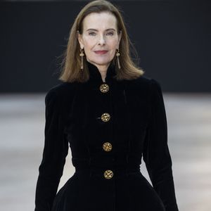 Carole Bouquet au photocall du défilé Chanel Mode Féminine Prêt-À-Porter Automne/Hiver 2025-2026 lors de la Fashion Week de Paris (PFW) au Grand Palais, à Paris, France, le 11 mars 2025. © Olivier Borde/Bestimage