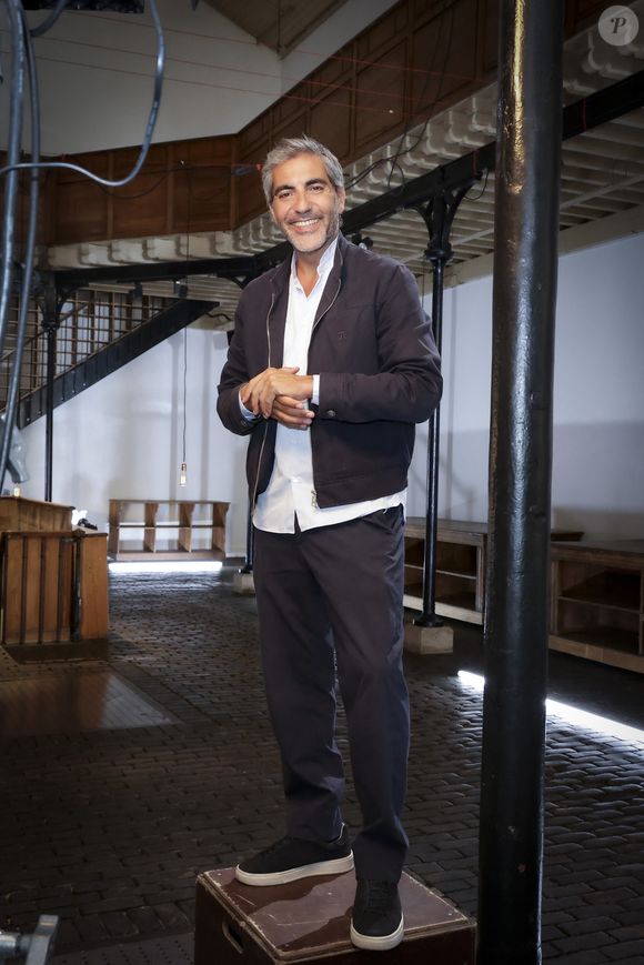 Exclusif - Ary Abittan pendant l’enregistrement d’Animaux Stars, présenté par B.Montiel et diffusé le 4 octobre 2025 sur Animaux TV, à Paris, France le 3 juillet 2025. © Jack Tribeca/Bestimage