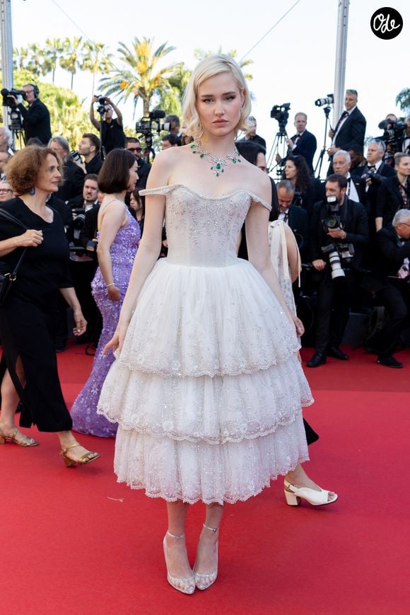 Lara Cosima Henckel von Donnersmarck a pour papa le célèbre réalisateur allemand Florian Henckel von Donnersmarck qui a été oscarisé

La comtesse Lara Cosima Henckel von Donnersmarck - Montée des marches du film « Emilia Perez » lors du 77ème Festival International du Film de Cannes, au Palais des Festivals à Cannes. Le 18 mai 2024
© Olivier Borde / Bestimage