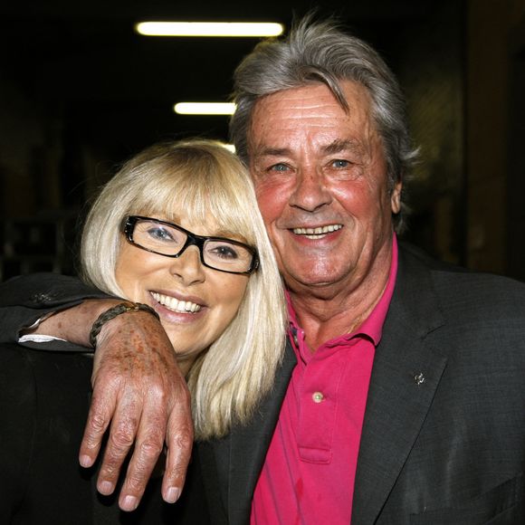 Alain Delon et Mireille Darc à Paris. © Bestimage