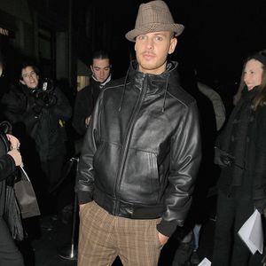 Le chanteur français M.Pokora pose pour des photos à son arrivée à la soirée d'ouverture du nouveau magasin Armani sur l'avenue Montaigne à Paris, France, le 23 janvier 2007. Photo Khayat-Nebinger-Orban-Taamallah/ABACAPRESS.COM