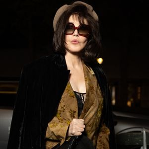 Exclusif - Isabelle Adjani - Les célébrités arrivent au dîner du Cinéma du Madame Figaro au restaurant "Gigi" à Paris le 31 mars 2026. © Julien Sarkissian/Bestimage
