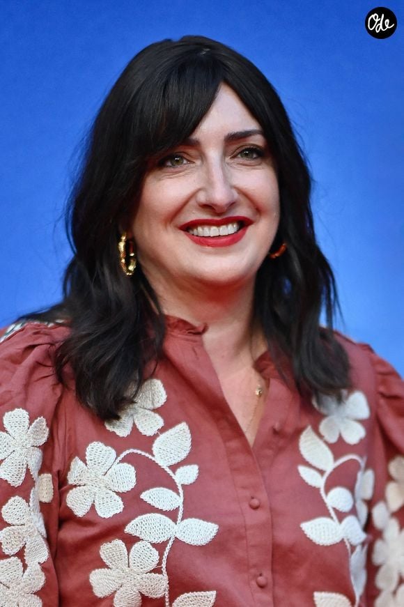 Virginie Grimaldi pose lors de la séance photo du jury dans le cadre du 27e Festival de fiction de La Rochelle, le 17 septembre 2025 à La Rochelle, en France. Photo de Franck Castel/ABACAPRESS.COM
