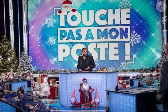 Exclusif - Cyril Hanouna sur le plateau de l'émission "Touche pas à mon poste" (TPMP) diffusée en direct sur C8 le 19 décembre 2024 

© Jack Tribeca / Bestimage