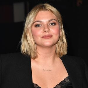 Louane - Front Row du défilé Etam Live Show 2023 au Palace à Paris le 26 septembre 2023 © Veeren / Bestimage