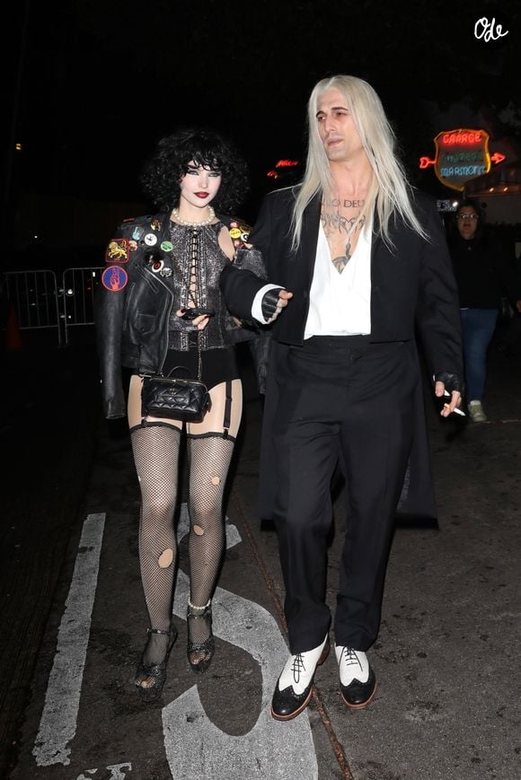 L’actrice avait décrit son amoureux à "Cosmopolitan" comme "la meilleure personne" qu’elle ait jamais rencontrée, saluant notamment sa gentillesse et sa sensibilité.

Dove Cameron et son compagnon Damiano David ont fait une arrivée remarquée à la soirée d’Halloween organisée par Michael Braun et Vas J Morgan à Los Angeles.

Backgrid USA / Bestimage