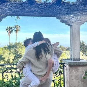 Ayant orchestré son grand come-back sur Instagram en janvier, Meghan Markle a bien évidemment mis à l'honneur sa cadette en partageant des images inédites d'elle.

Meghan Markle en compagnie de ses enfants Lilibet et Archie (Capture d'écran 2025).