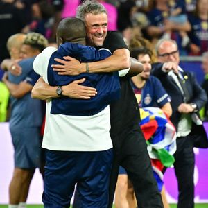 C’est au Qatar, lors de la Coupe du monde 2022, le jour de l’anniversaire de Xana, qu’il avait évoqué publiquement sa fille pour la première fois. 

Luis Enrique, entraineur PSG - Le PSG remporte la Ligue Des Champions 2026, pour la seconde fois d'affilée face à Arsenal au stade Ferenc-Puskas à Budapest © Christian Liewig / Bestimage