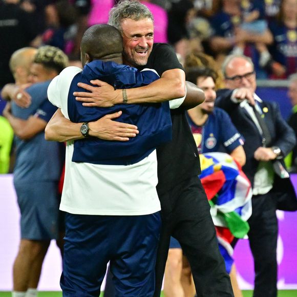 C’est au Qatar, lors de la Coupe du monde 2022, le jour de l’anniversaire de Xana, qu’il avait évoqué publiquement sa fille pour la première fois. 

Luis Enrique, entraineur PSG - Le PSG remporte la Ligue Des Champions 2026, pour la seconde fois d'affilée face à Arsenal au stade Ferenc-Puskas à Budapest © Christian Liewig / Bestimage