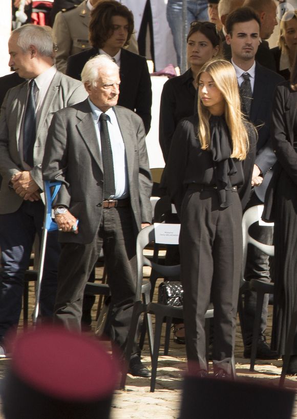 Alain Belmondo le frère de Jean-Paul et Stella Belmondo lors de la cérémonie d’hommage national à Jean-Paul Belmondo à l’Hôtel des Invalides à Paris, France, le 9 septembre 2021. © Christophe Aubert  via Bestimage