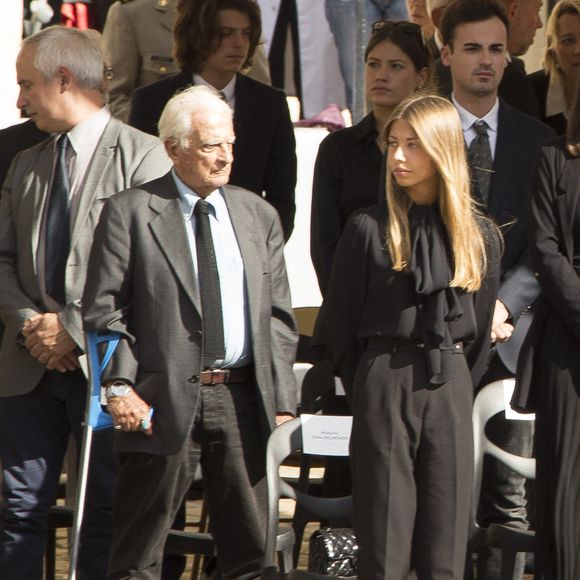 Alain Belmondo le frère de Jean-Paul et Stella Belmondo lors de la cérémonie d’hommage national à Jean-Paul Belmondo à l’Hôtel des Invalides à Paris, France, le 9 septembre 2021. © Christophe Aubert  via Bestimage