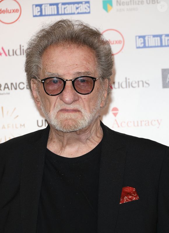 Le chanteur de 82 ans a eu deux enfants avec sa première épouse : Eddy et Marilyne. 
Eddy Mitchell (Trophée d'honneur Accuracy) - 31ème cérémonie des Trophées du film français à l'hôtel Intercontinental à Paris le 6 février 2024. © Coadic Guirec/Bestimage